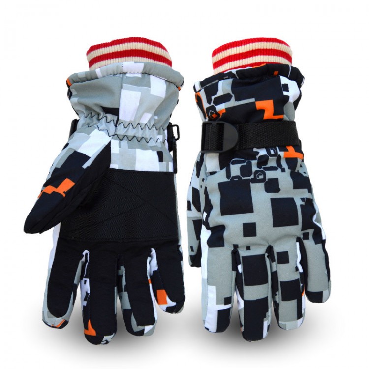 Winter bike gloves